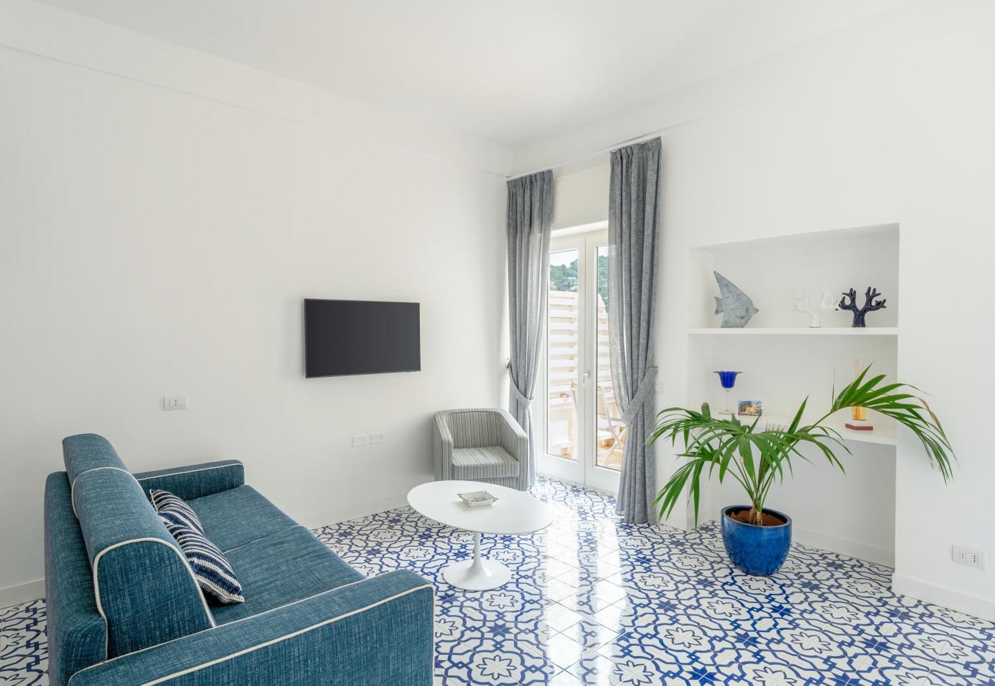 Casa Levante Luxury Apartments Капри Екстериор снимка